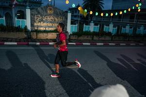 BIB: 
                            <button type="button" onclick="openModal(26229006)" class="btn btn-primary btn-sm float-right btn-popup" data-toggle="modal" data-target=".modal-high-quality">
                        <i class="fas fa-shopping-cart"></i> Add to Cart
                    </button>
                                            <button type="button" onclick="isThisMe(26229006, true)" class="btn btn-success btn-sm float-right btn-popup btn-isme hidden" data-toggle="tooltip" data-placement="bottom" title="นี่คือรูปของคุณใช่ไหม คลิกที่นี่เพื่อเอาเข้าอัลบั้ม">
                        <i class="fas fa-plus"></i> Add to album
                    </button>
                    <button type="button" onclick="isThisMe(26229006, false)" class="btn btn-warning btn-sm float-right btn-popup btn-isnotme hidden">
                        <i class="fas fa-ban"></i> Remove from album
                    </button>